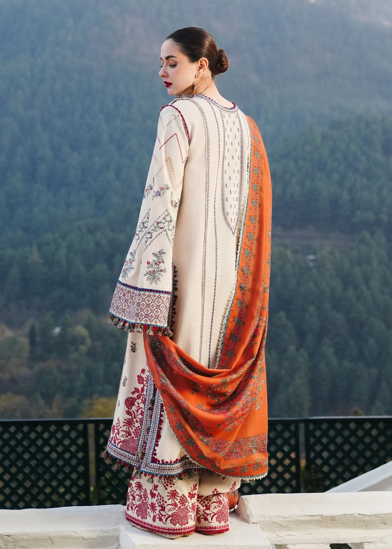 Almas - Image 5