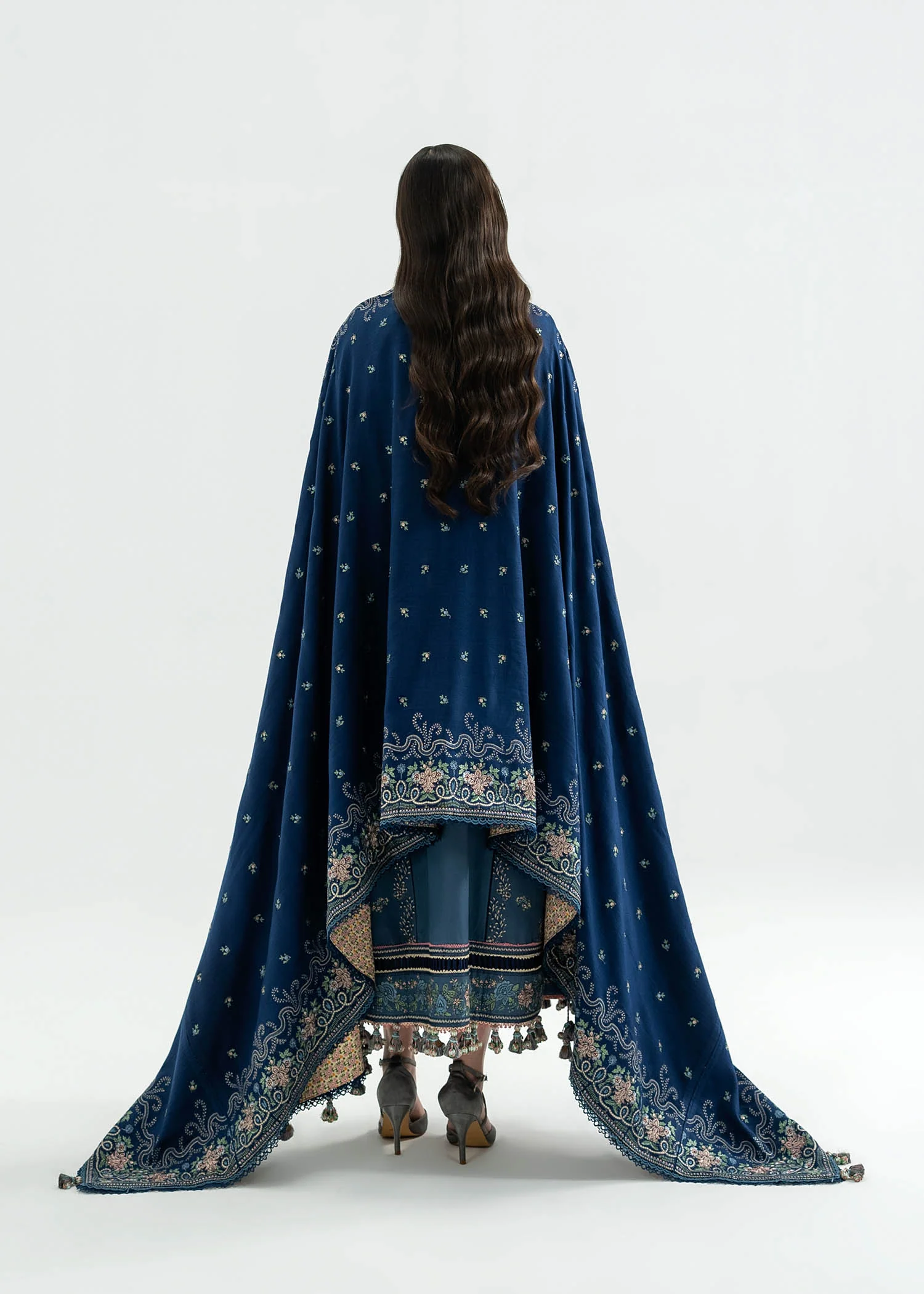 Saya - Image 11