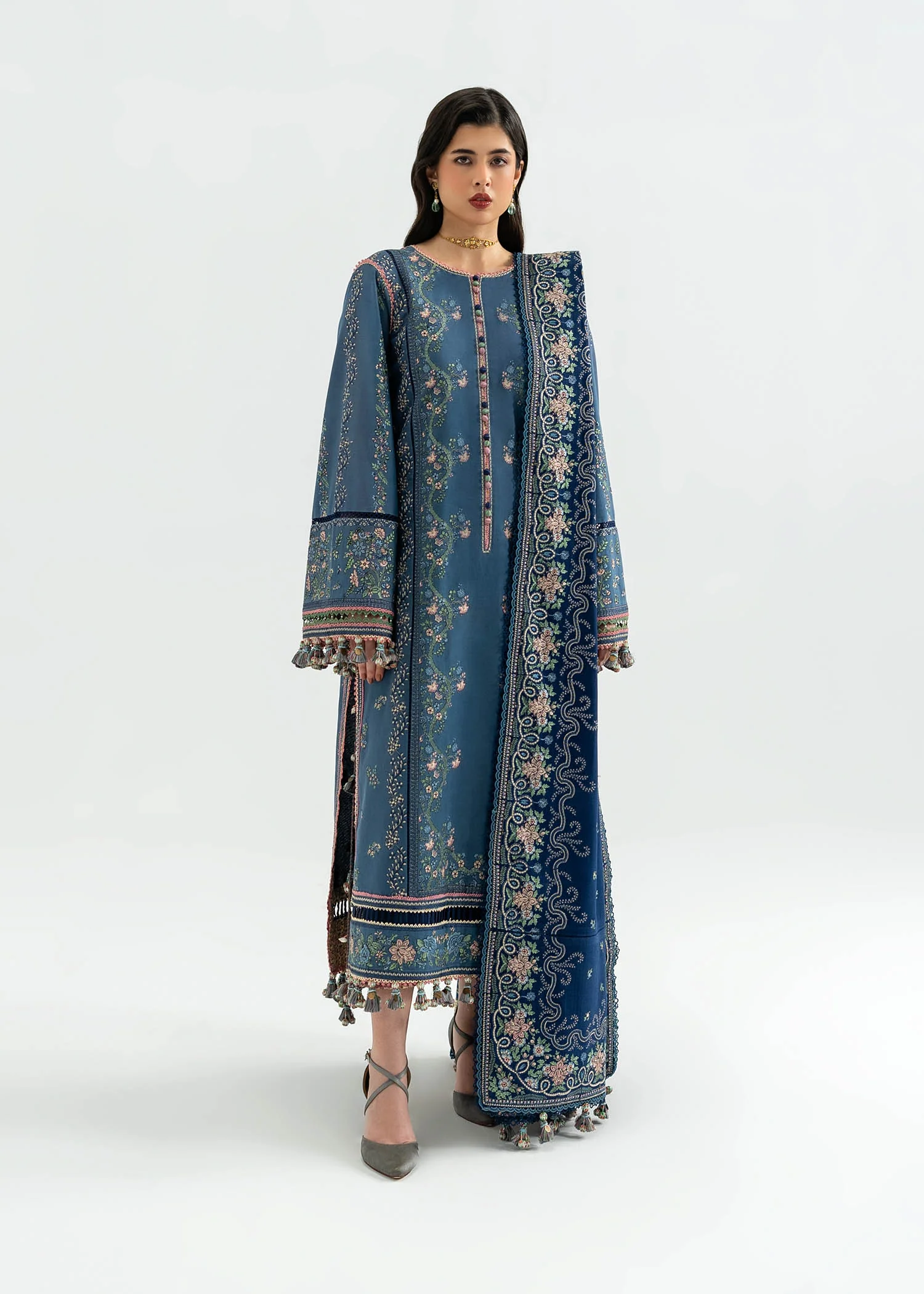 Saya - Image 4