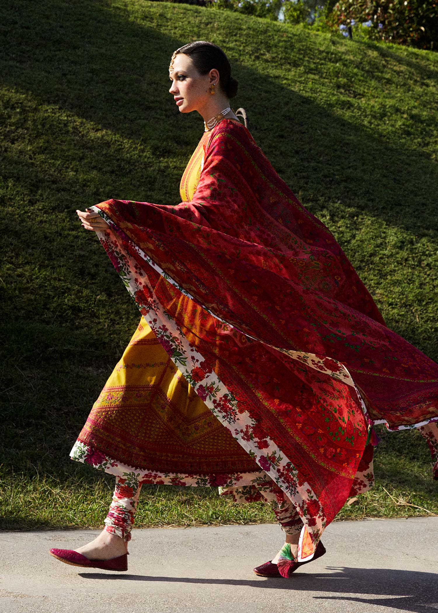 Sunehri - Image 4