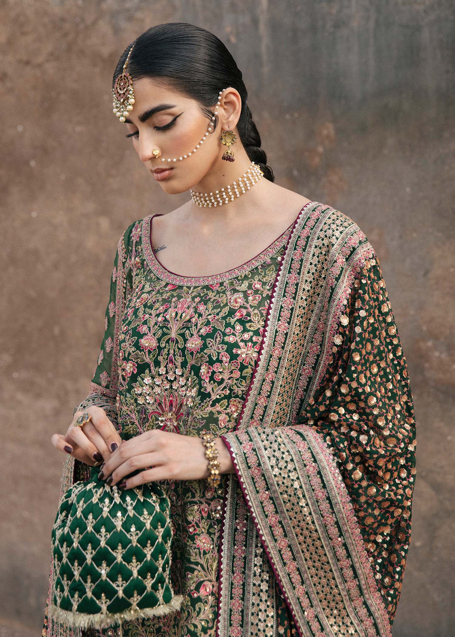 Zeenat - Image 3